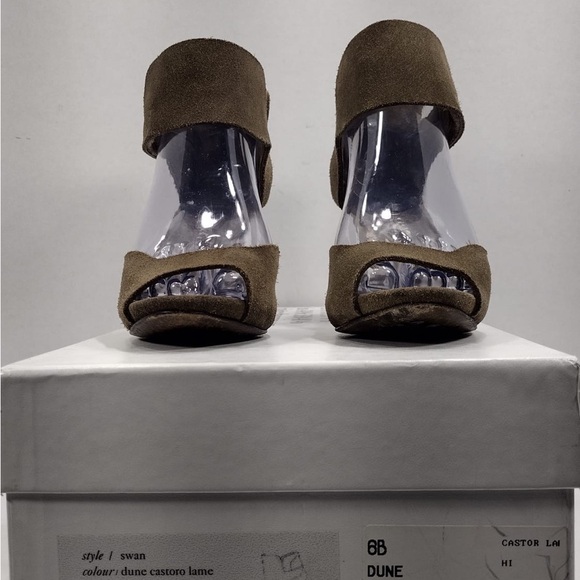 Pedro Garcia Women's Tan Suede Heels size 6 pre owned Exellent condition - Picture 3 of 13